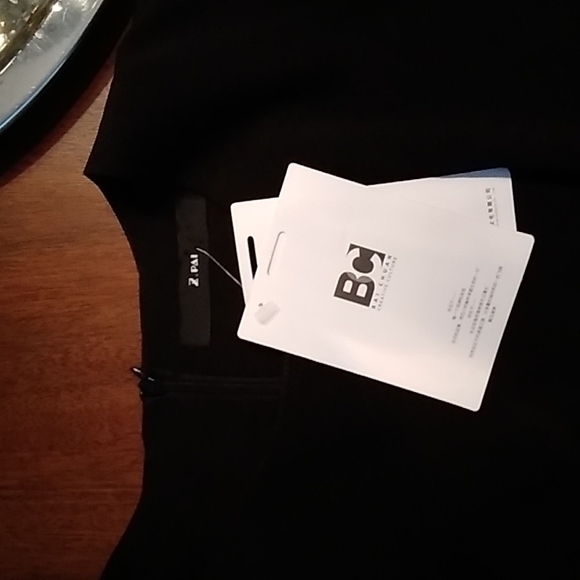 Womens top - Picture 2 of 4